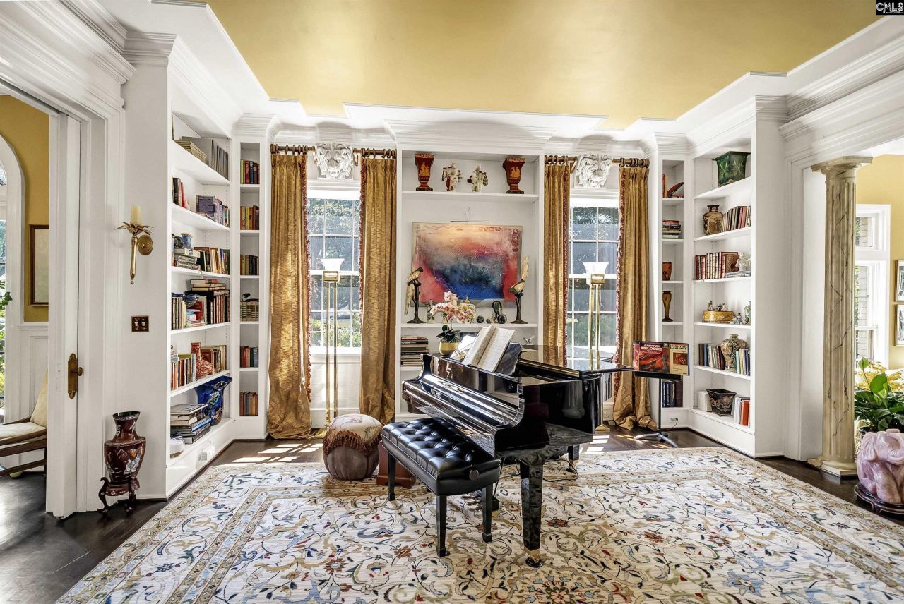 121 Saluda Avenue  Photo 14