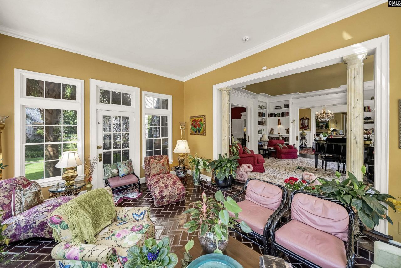 121 Saluda Avenue  Photo 18