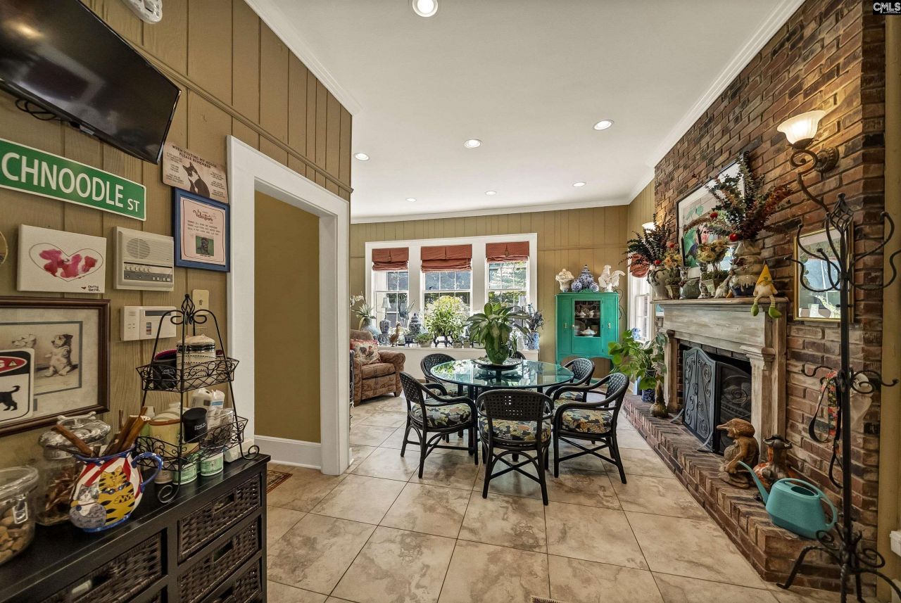 121 Saluda Avenue  Photo 27