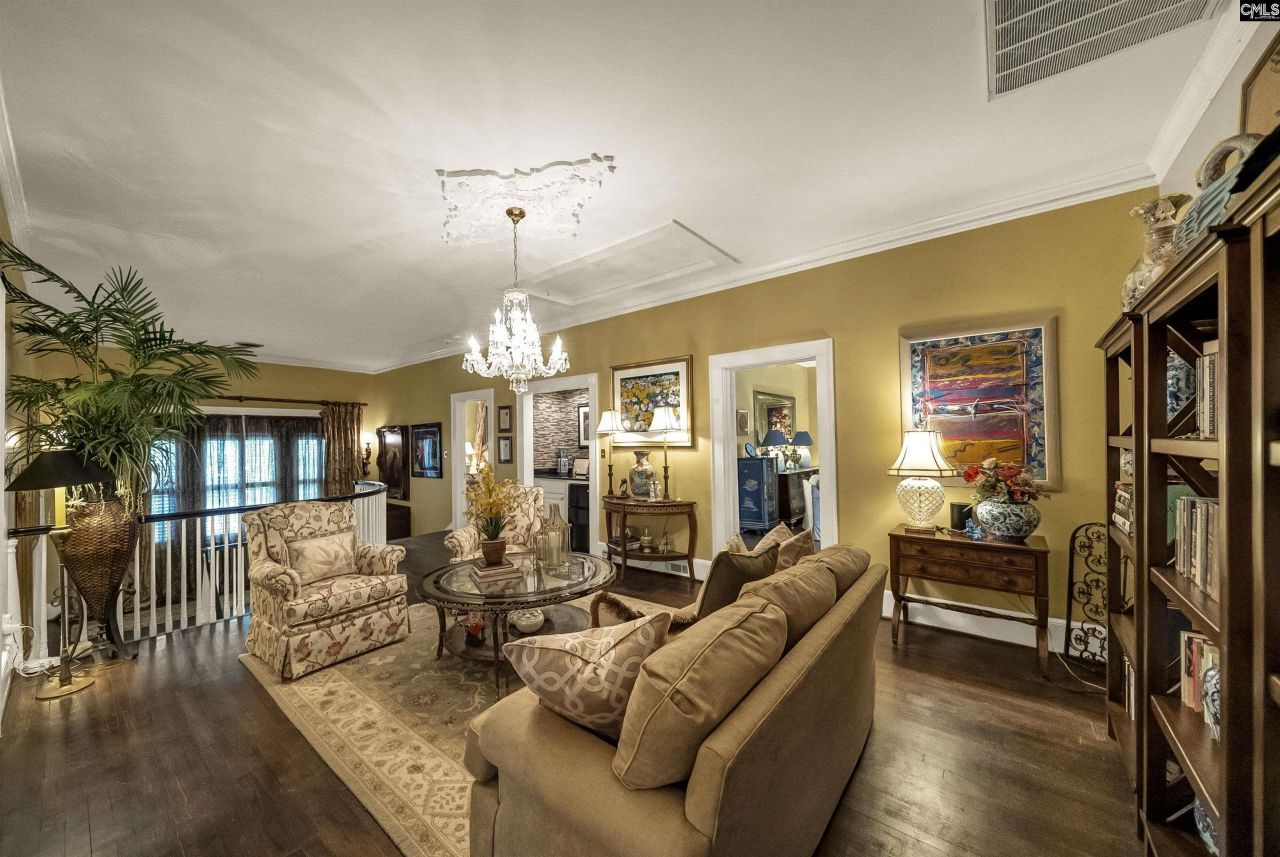 121 Saluda Avenue  Photo 49