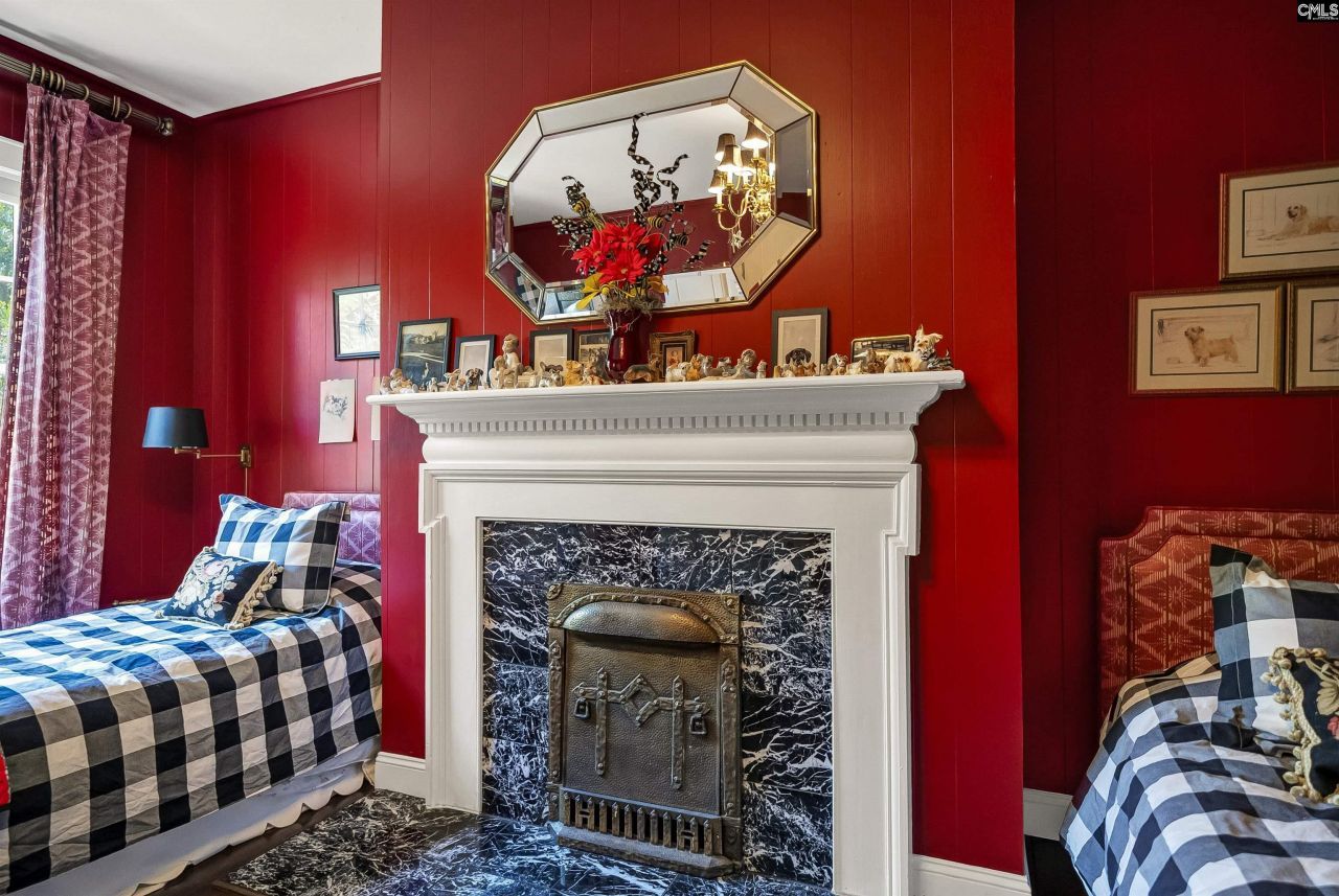 121 Saluda Avenue  Photo 70