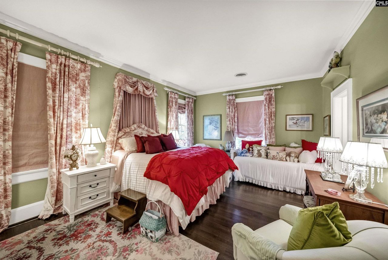 121 Saluda Avenue  Photo 72