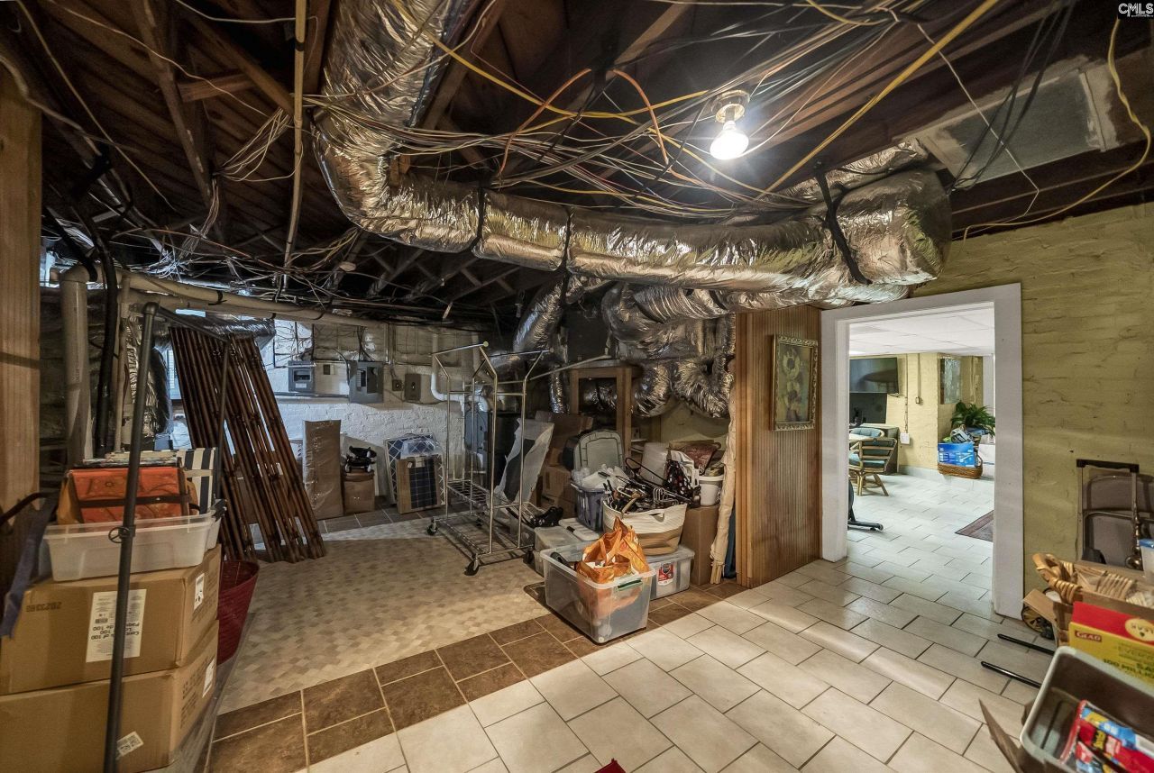 121 Saluda Avenue  Photo 78