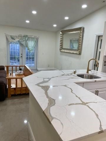 465 NW 20th Avenue, Pompano Beach, FL 33069 Photo