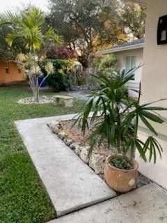 465 NW 20th Avenue, Pompano Beach, FL 33069 Photo