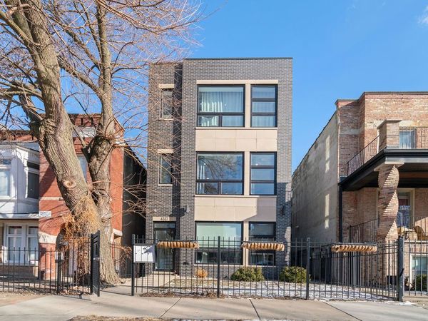 4337 S Berkeley Avenue, Unit 2, Chicago, IL 60653