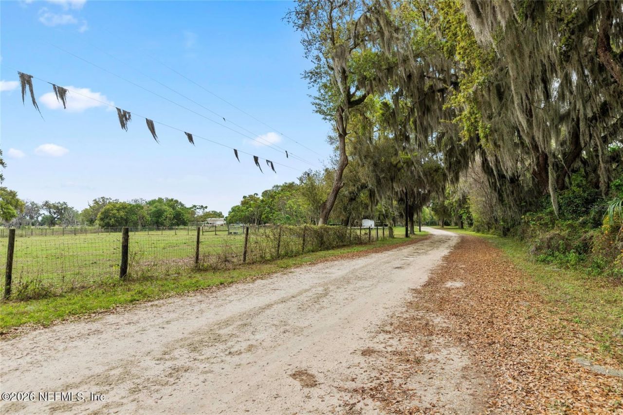 37800 Illinois Street, Lady Lake, FL 32159 Photo