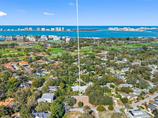 404 FAIRVIEW ROAD, BELLEAIR, FL 33756