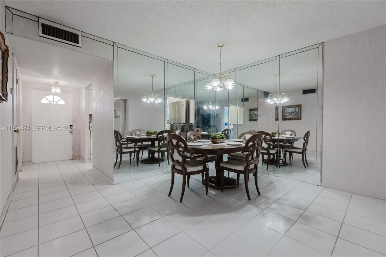 9441 Sunrise Lakes Blvd , Unit 310, Sunrise, FL 33322 Photo