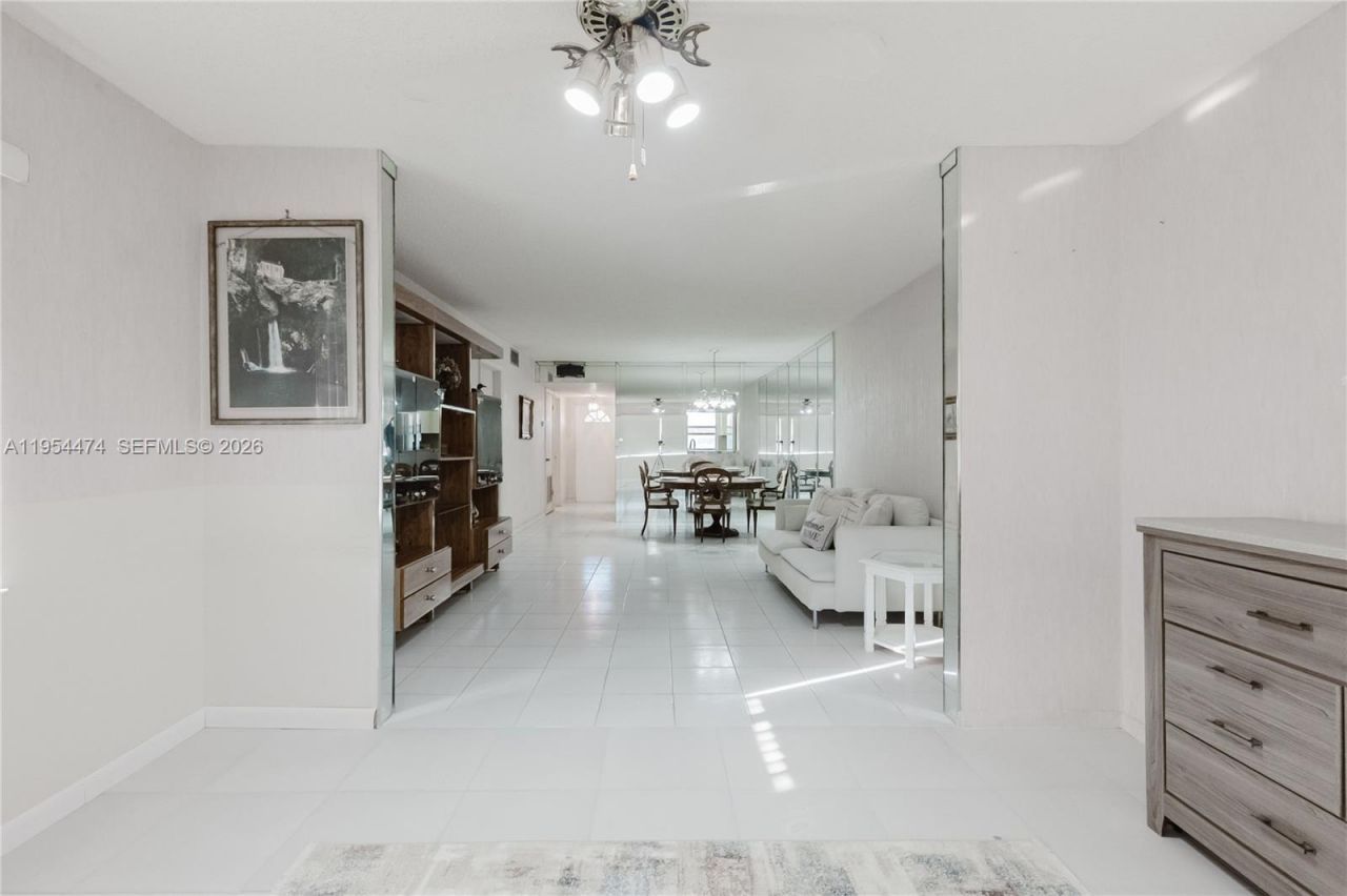 9441 Sunrise Lakes Blvd , Unit 310, Sunrise, FL 33322 Photo