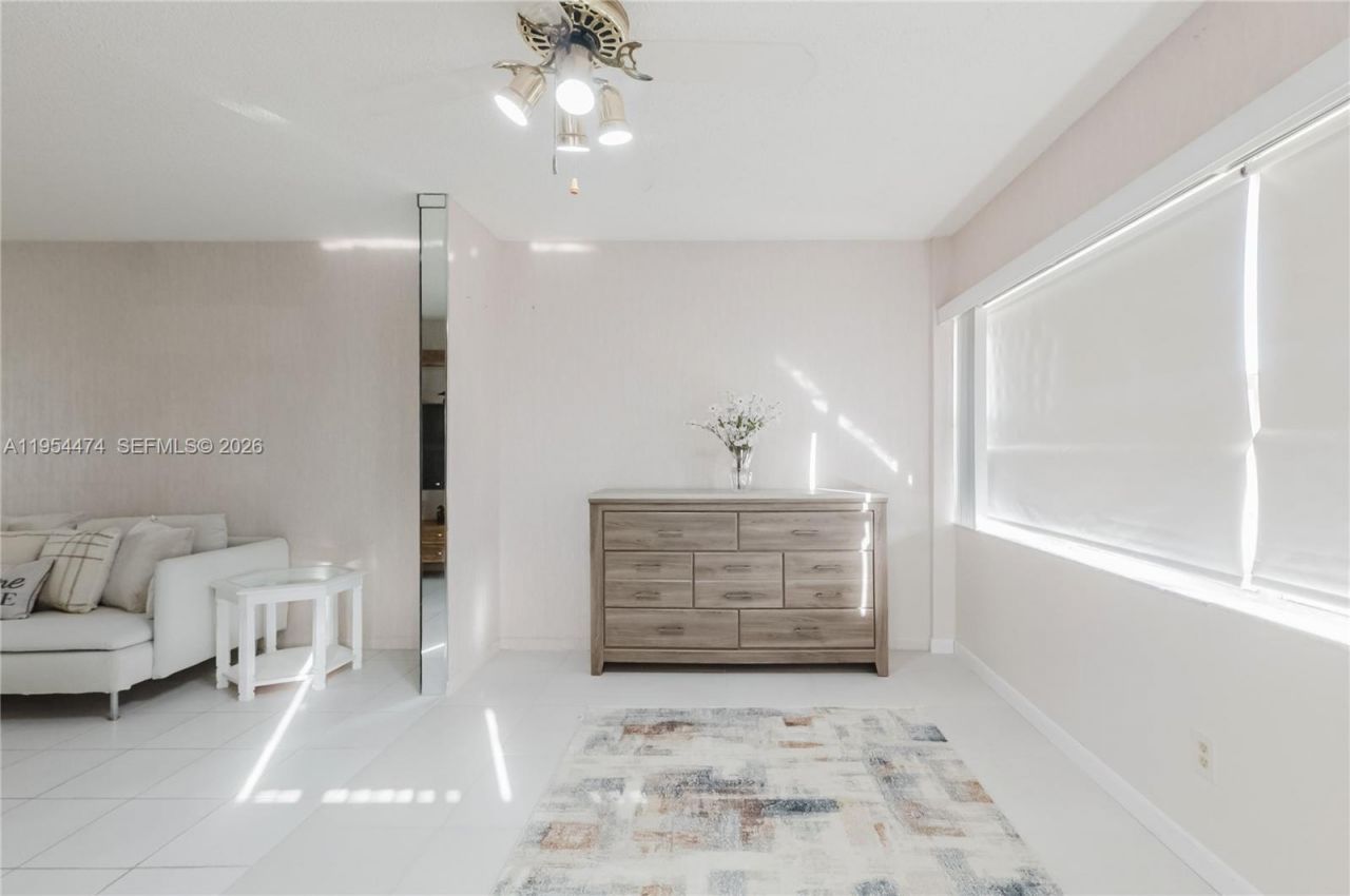 9441 Sunrise Lakes Blvd , Unit 310, Sunrise, FL 33322 Photo