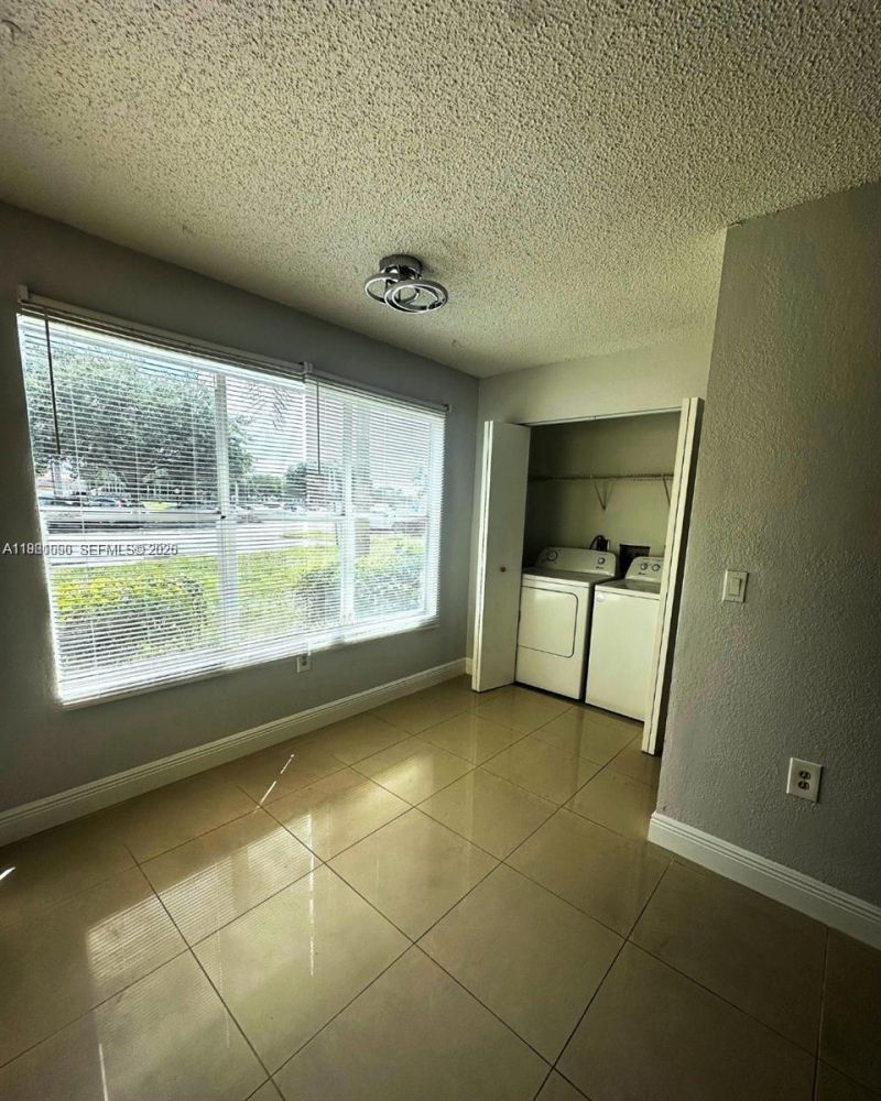 12760 Vista Isles Dr, Unit 715, Sunrise, FL 33325 Photo