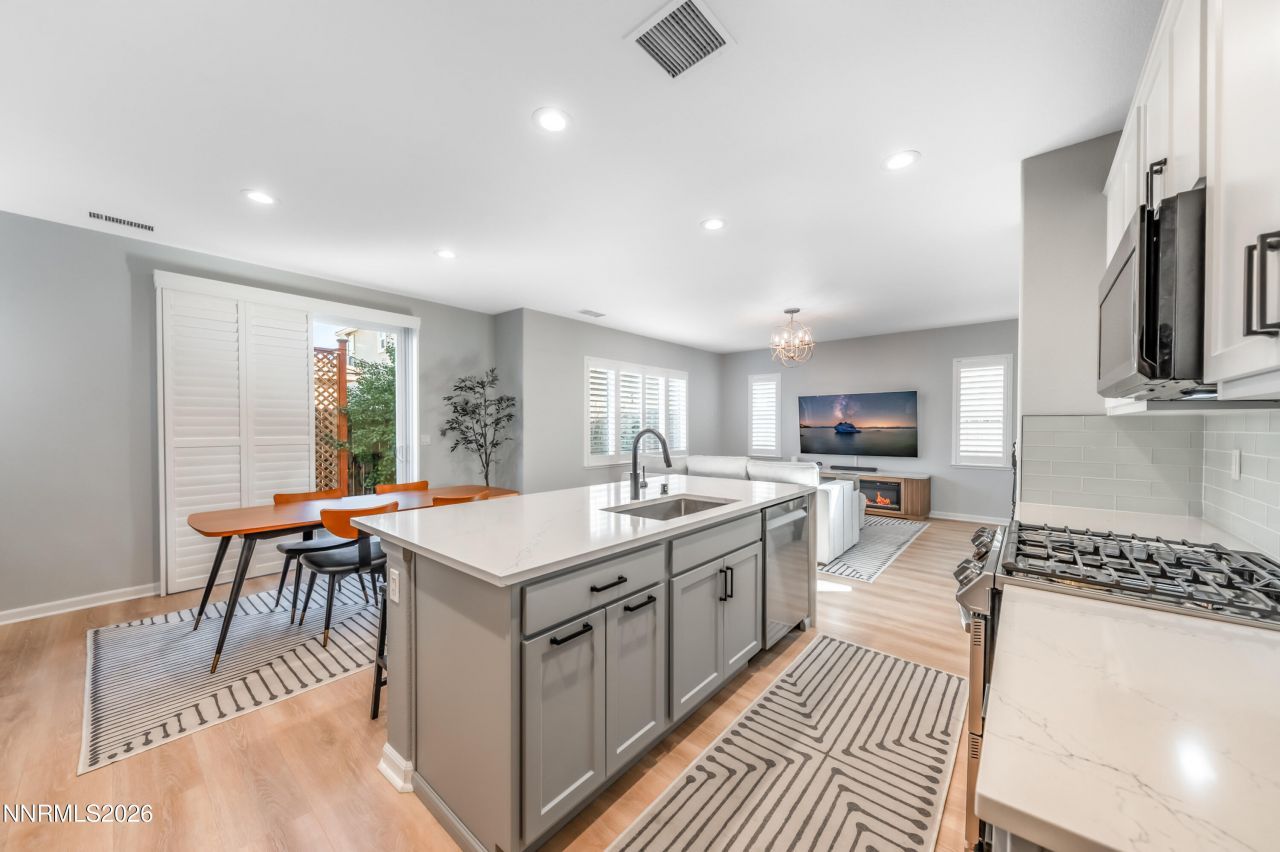 9530 Vikingholm Road, Reno, NV 89521 Photo