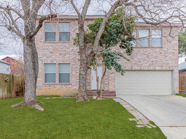 11015 Kimes Park Dr, San Antonio, TX 78249