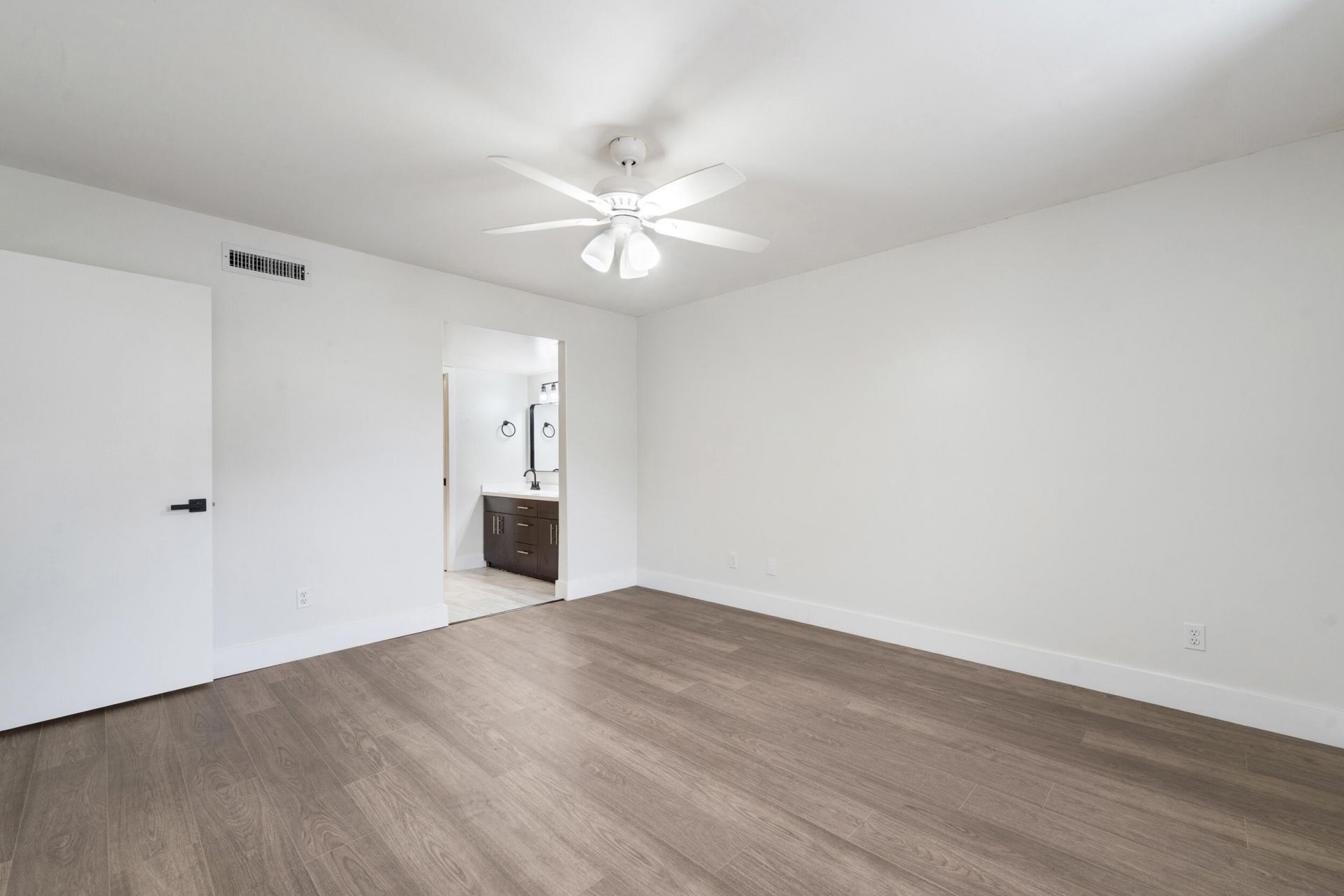 1811 SW Palm City Road, Unit A301, Stuart, FL 34994 Photo