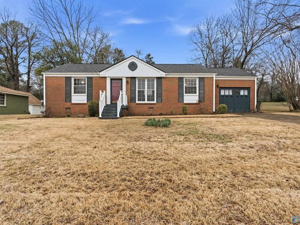 7602 Charlotte Drive SW, Huntsville, AL 35802