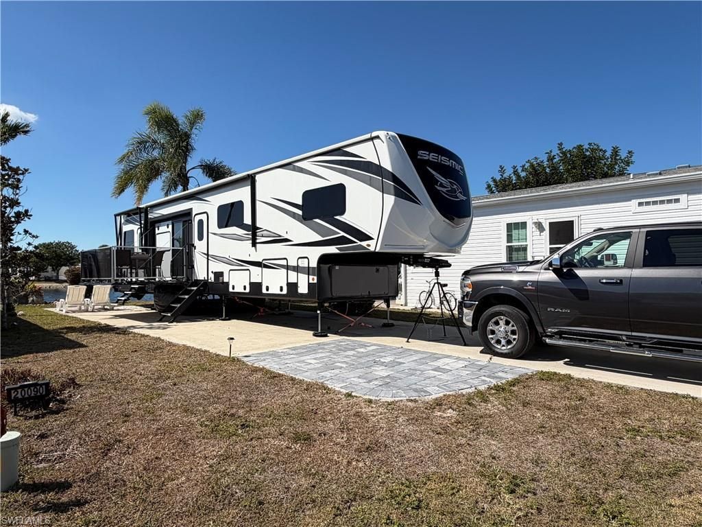 20090 Ponce De Leon Dr , Estero, FL 33928 Photo