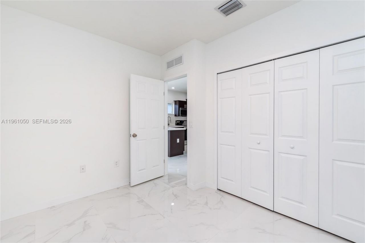 4803 NW 23rd Ave, Miami, FL 33142 Photo