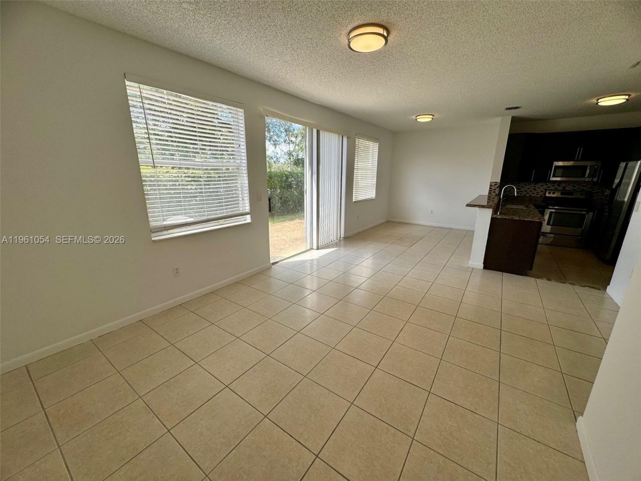 15430 NW 12th Ct, Pembroke Pines, FL 33028 Photo
