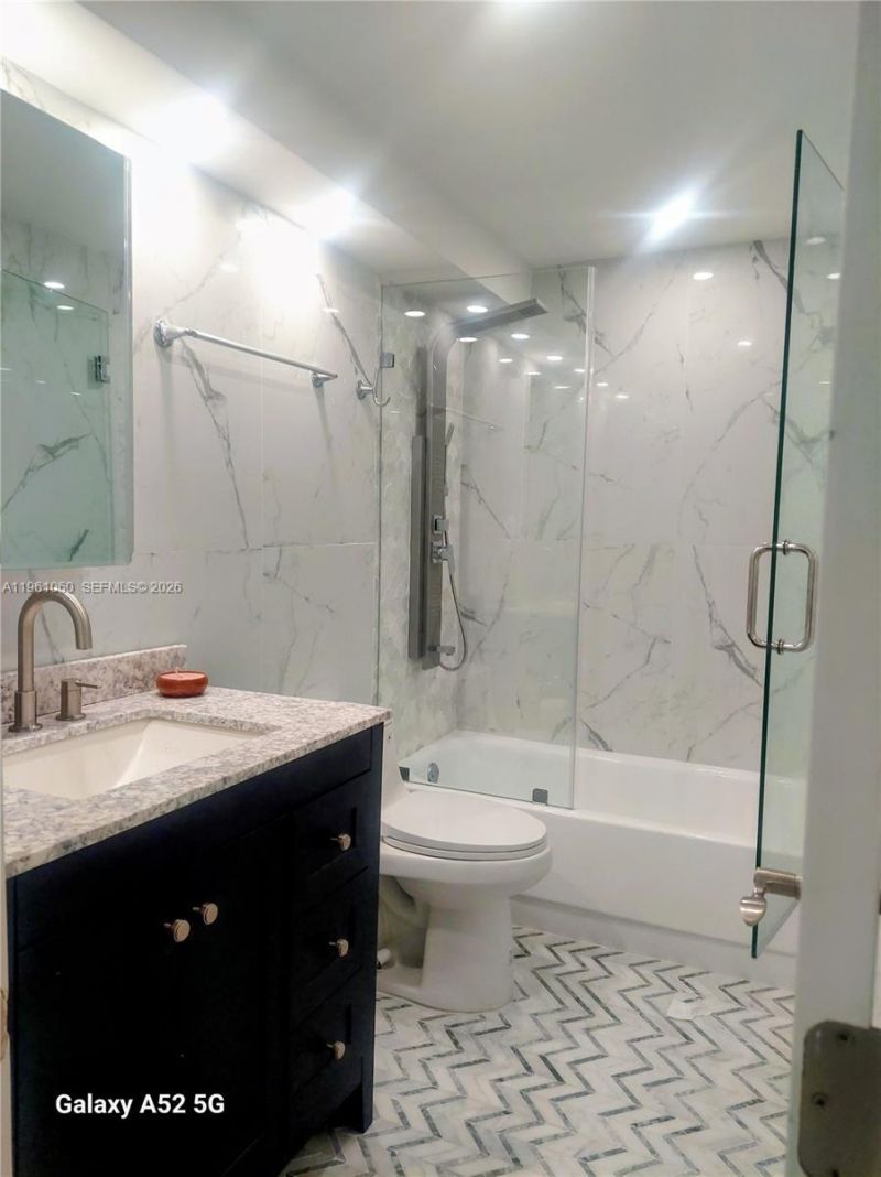 Please Call For Address, Unit 822, Miami Beach, FL 33140 Photo