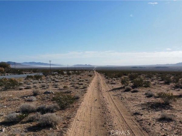 43 Old Woman Springs Road, Johnson Valley, CA 92356