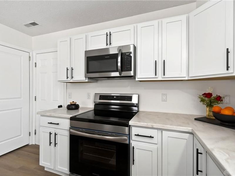 2852 Raxit Court, Xenia, OH 45385 Photo 10