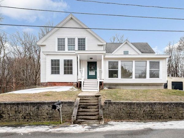 10 Bennett, Pepperell, MA 01463