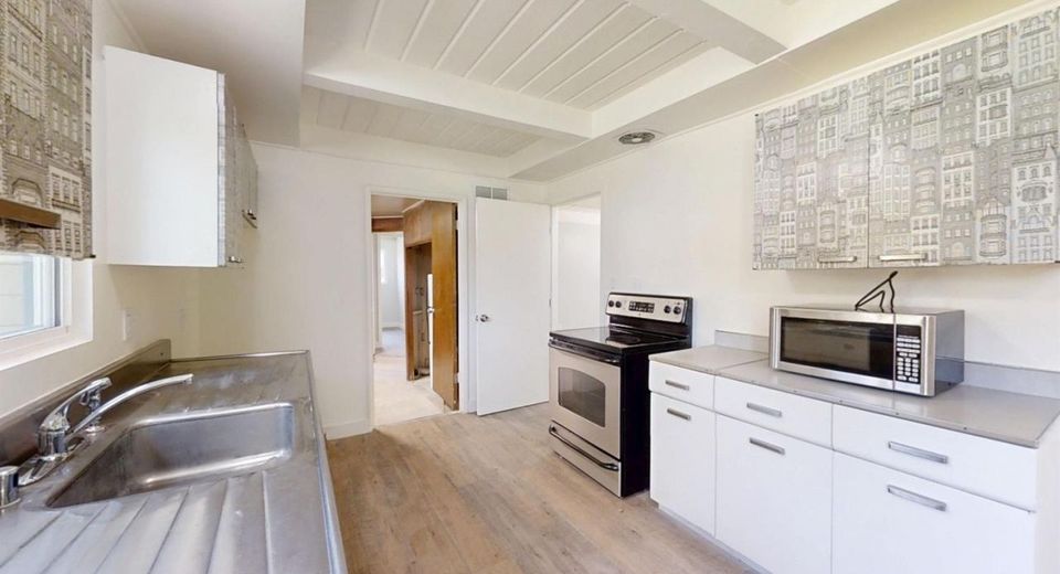 2433 Gwen Dr, Sacramento, CA 95825 Photo