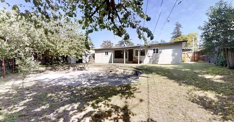 2433 Gwen Dr, Sacramento, CA 95825 Photo