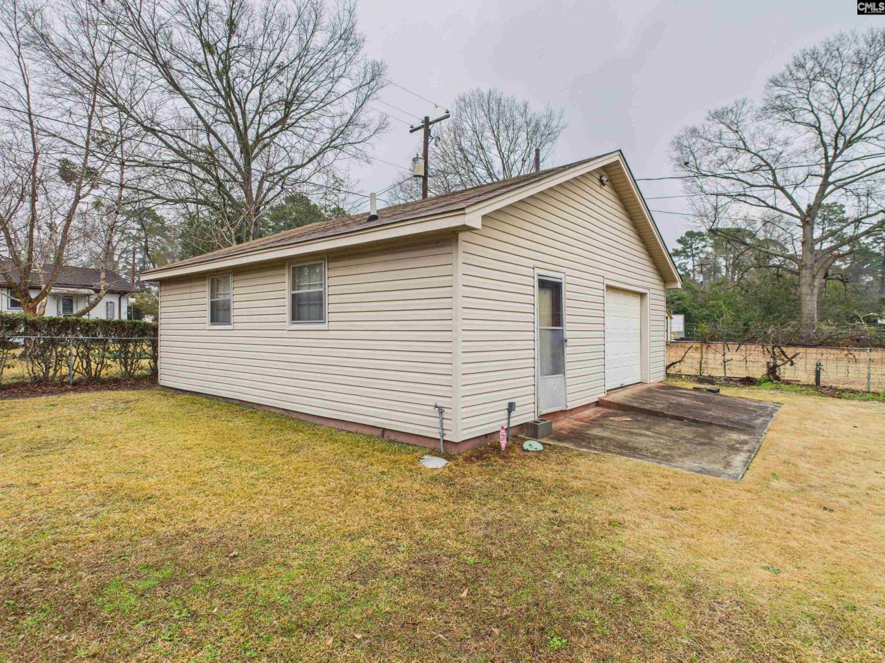 1015 Haven Drive Photo 5