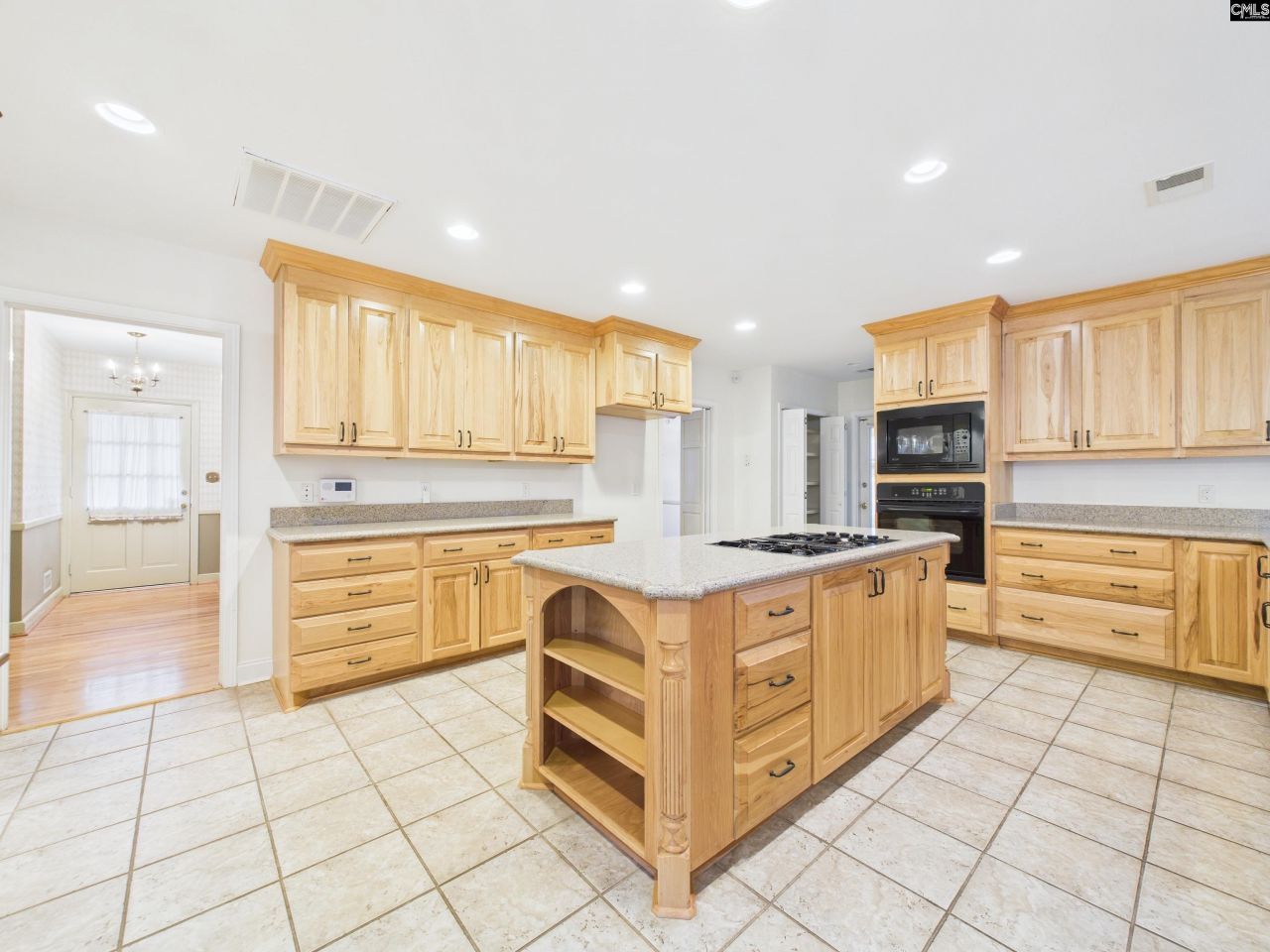 1015 Haven Drive Photo 8