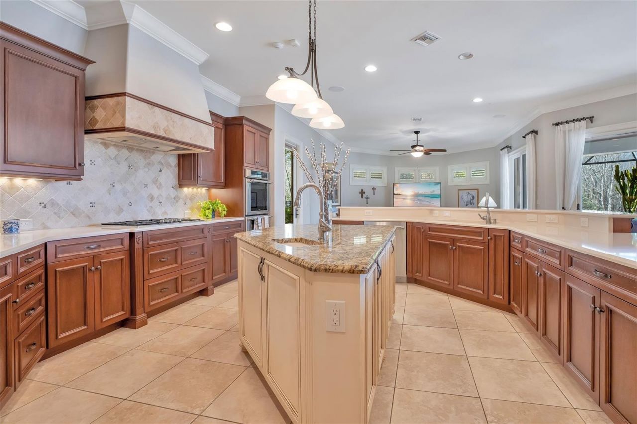 10420 Wittenberg Way, Orlando, FL 32832 Photo