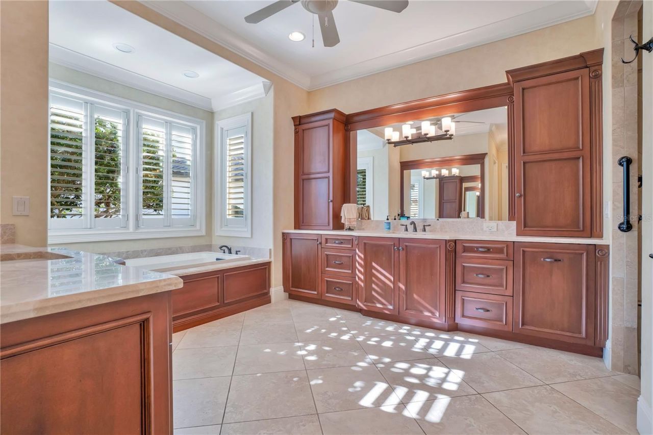 10420 Wittenberg Way, Orlando, FL 32832 Photo