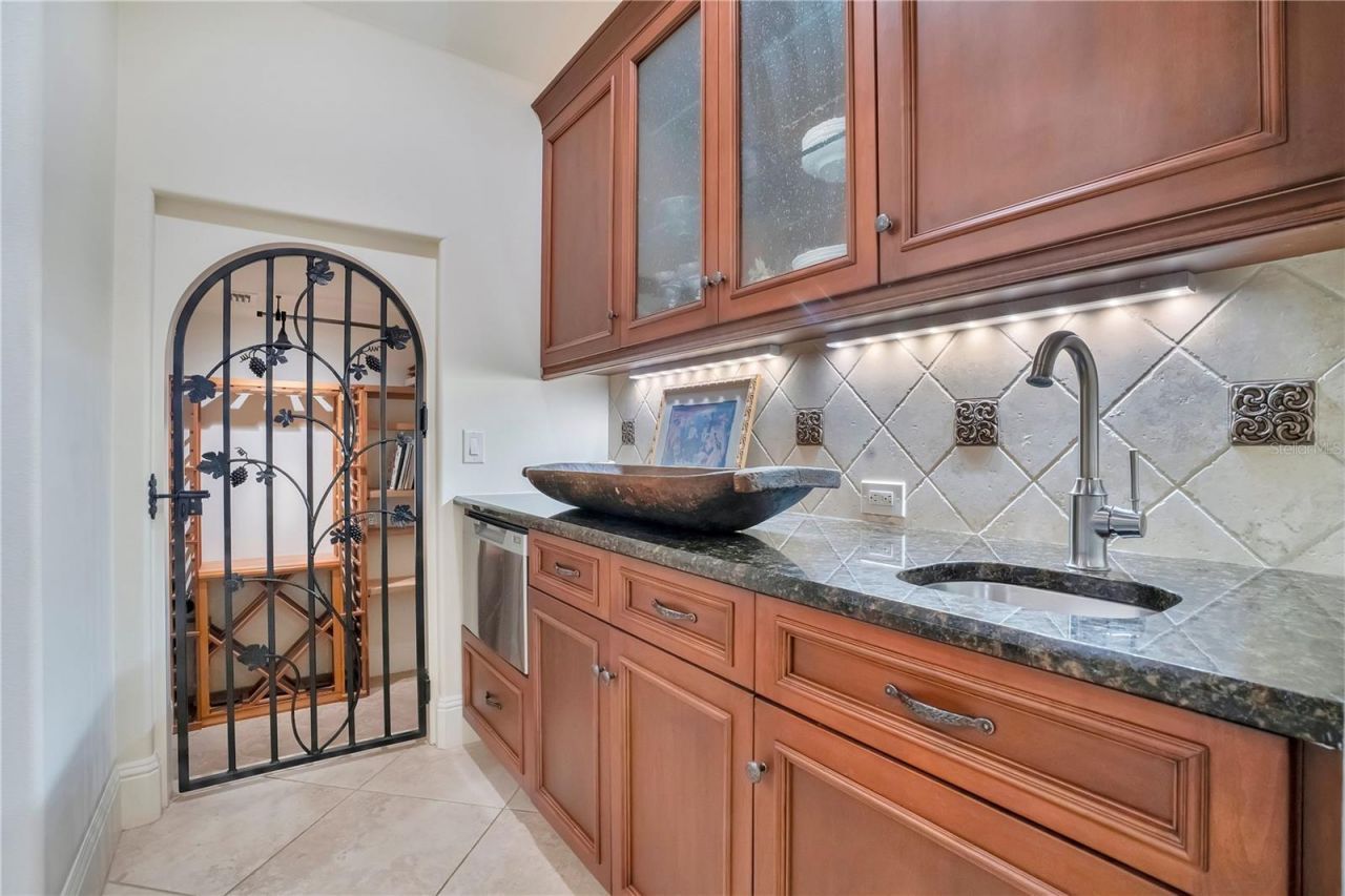 10420 Wittenberg Way, Orlando, FL 32832 Photo