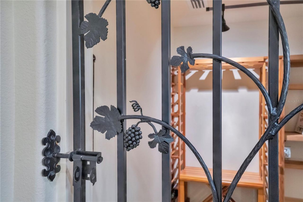 10420 Wittenberg Way, Orlando, FL 32832 Photo