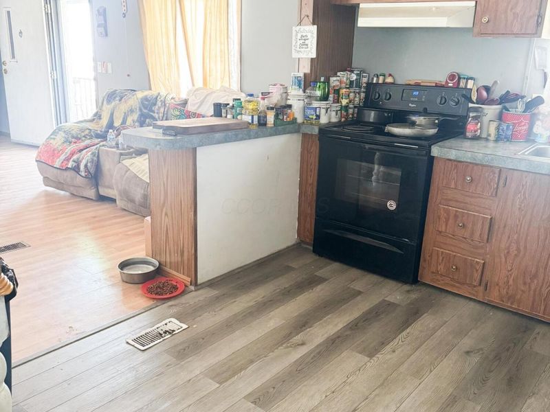 281 W Washington Street, Nelsonville, OH 45764 Photo 5