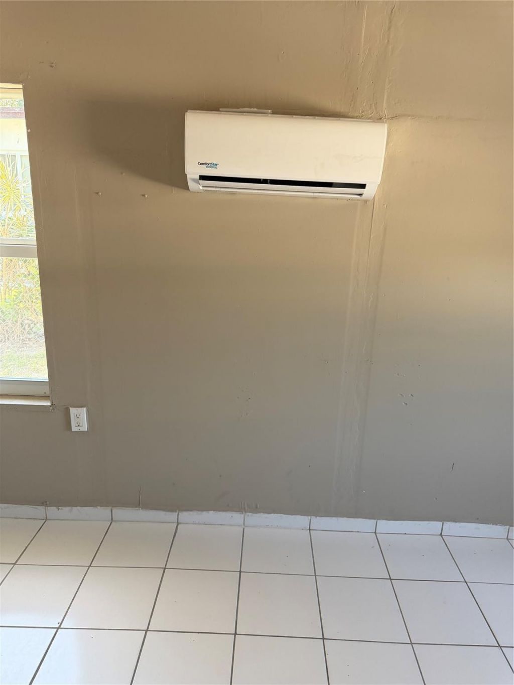 1006 NW 112th Terrace, Unit 2, Miami, FL 33168 Photo