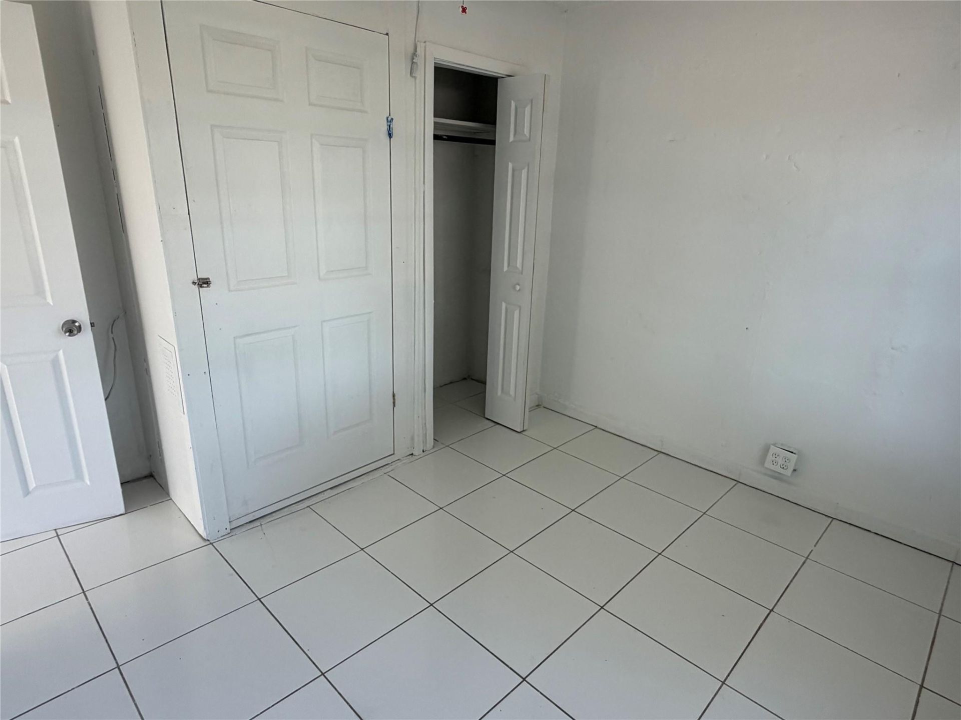 1006 NW 112th Terrace, Miami, FL 33168 Photo