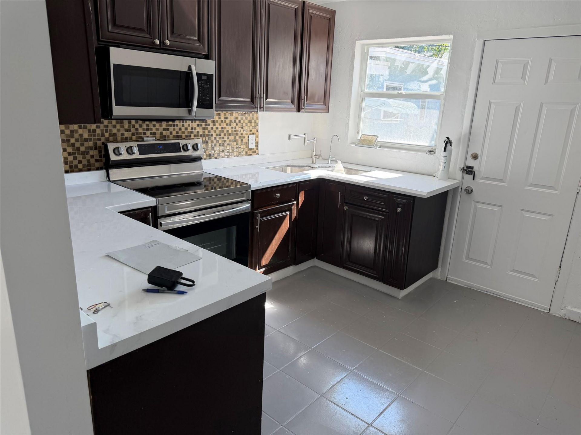 1006 NW 112th Terrace, Miami, FL 33168 Photo