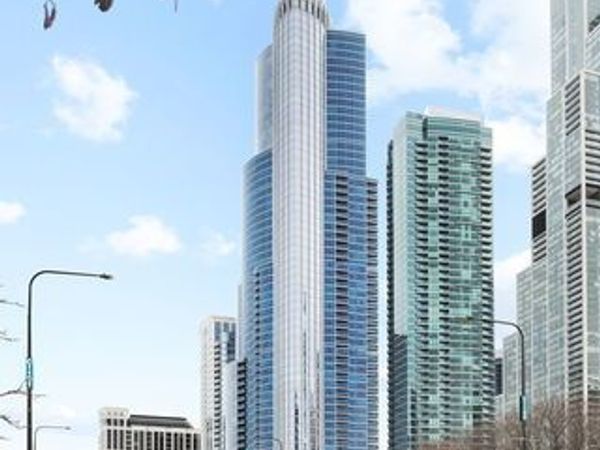 1211 S Prairie Avenue, Unit 3902, Chicago, IL 60605