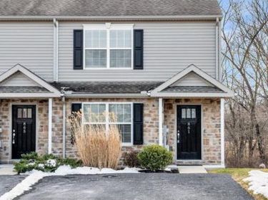 861 GREGS DRIVE, HARRISBURG, PA 17111