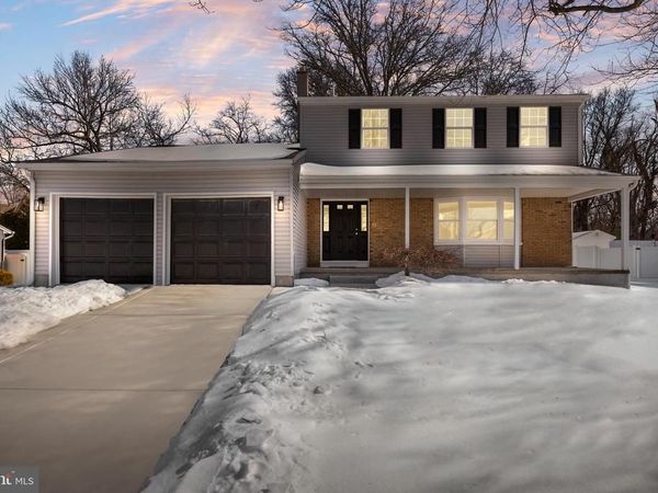 212 DIANE AVENUE, DELRAN, NJ 08075