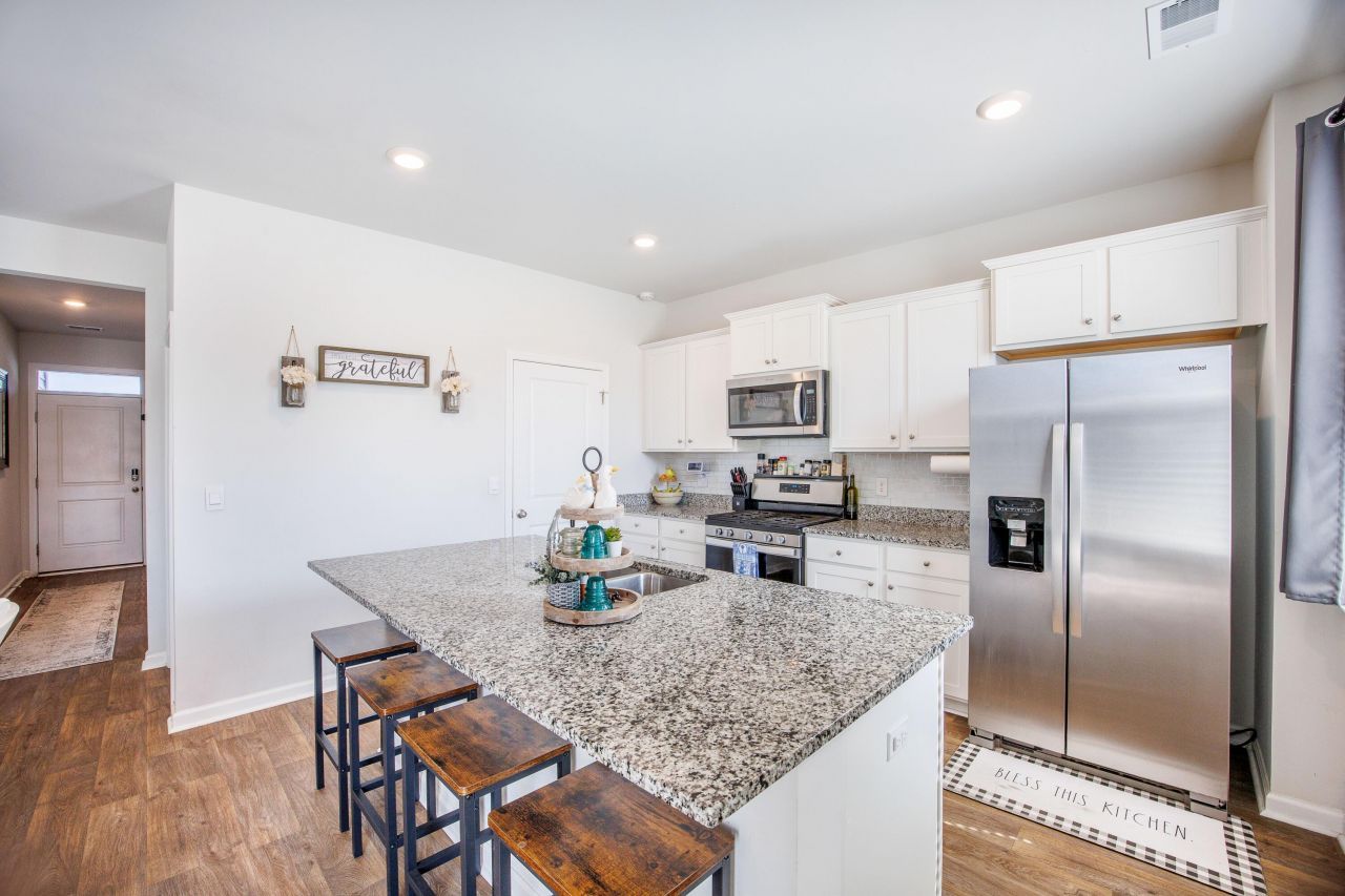 364 Lake Ridge Boulevard Photo 10