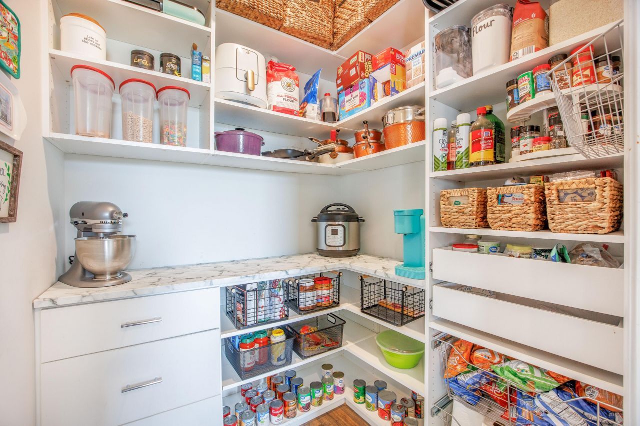 364 Lake Ridge Boulevard Photo 13