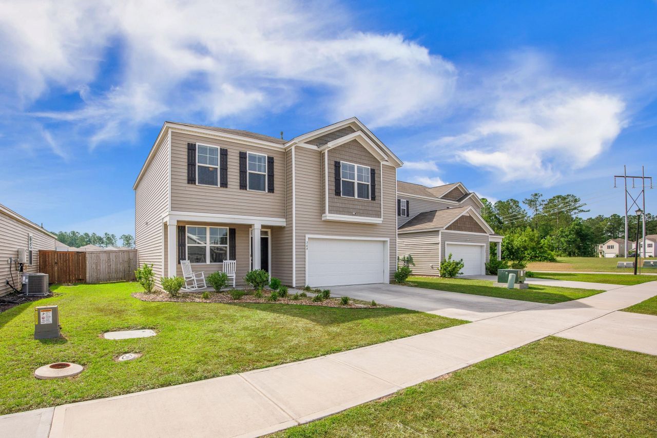 364 Lake Ridge Boulevard Photo 2