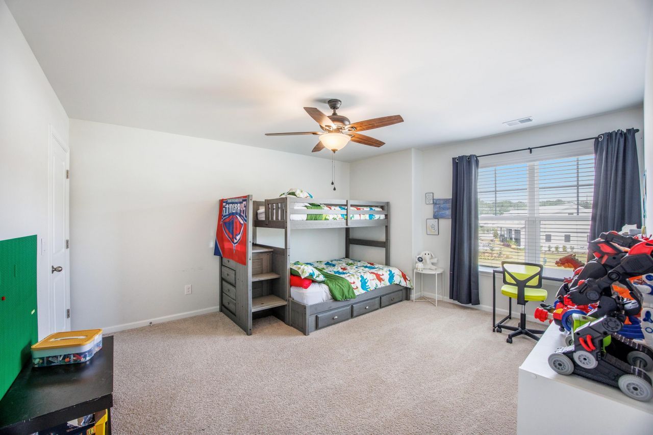 364 Lake Ridge Boulevard Photo 22