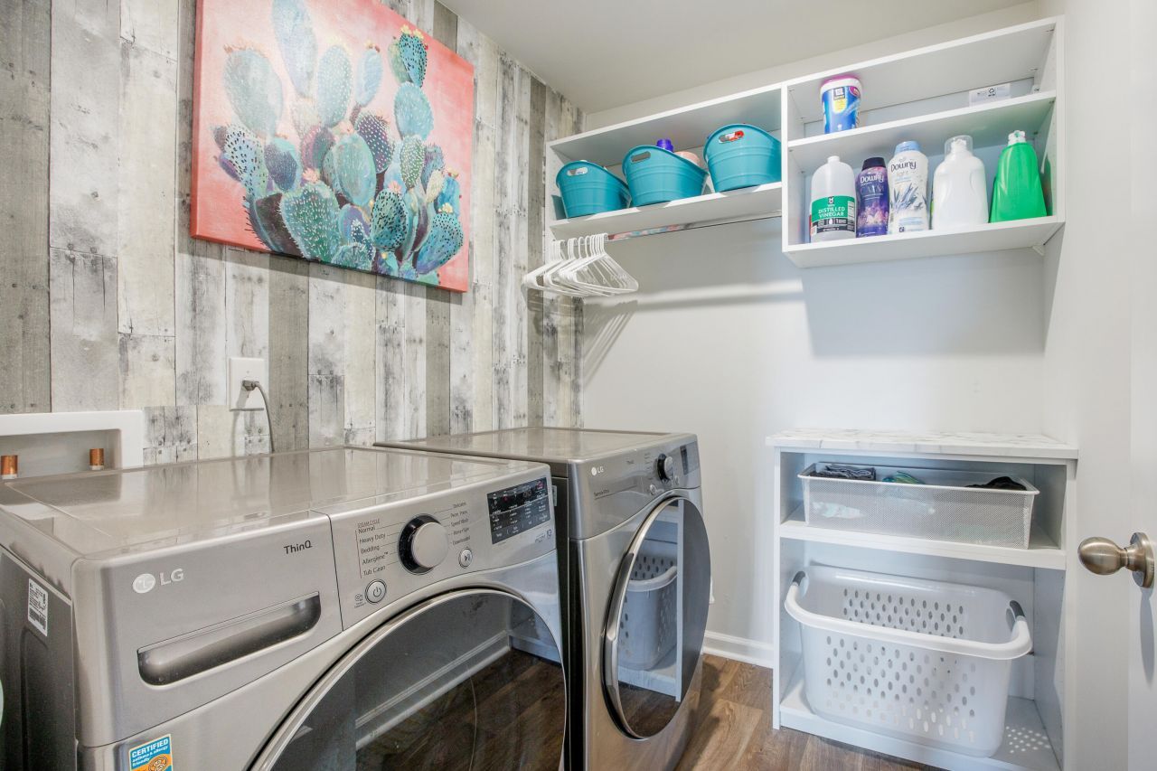 364 Lake Ridge Boulevard Photo 26