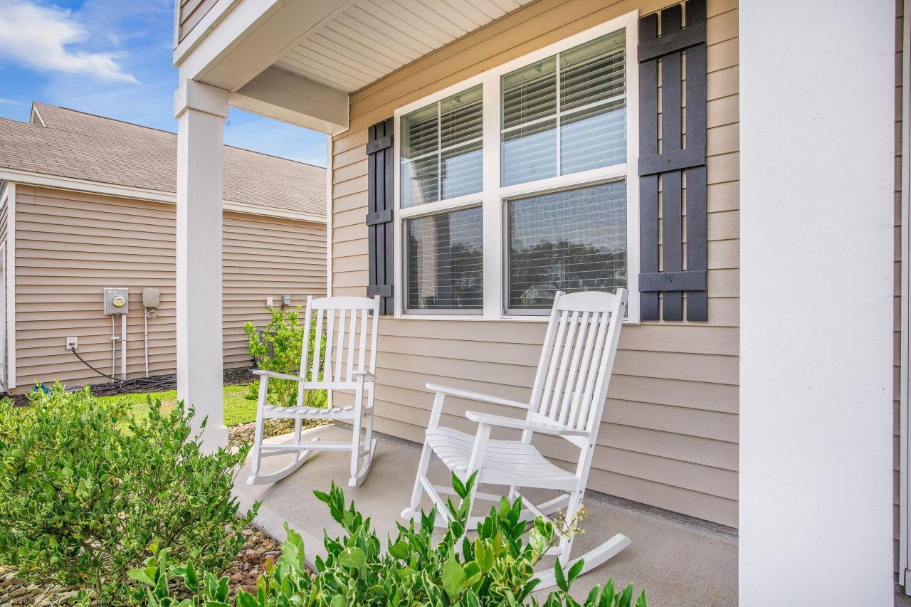 364 Lake Ridge Boulevard Photo 5