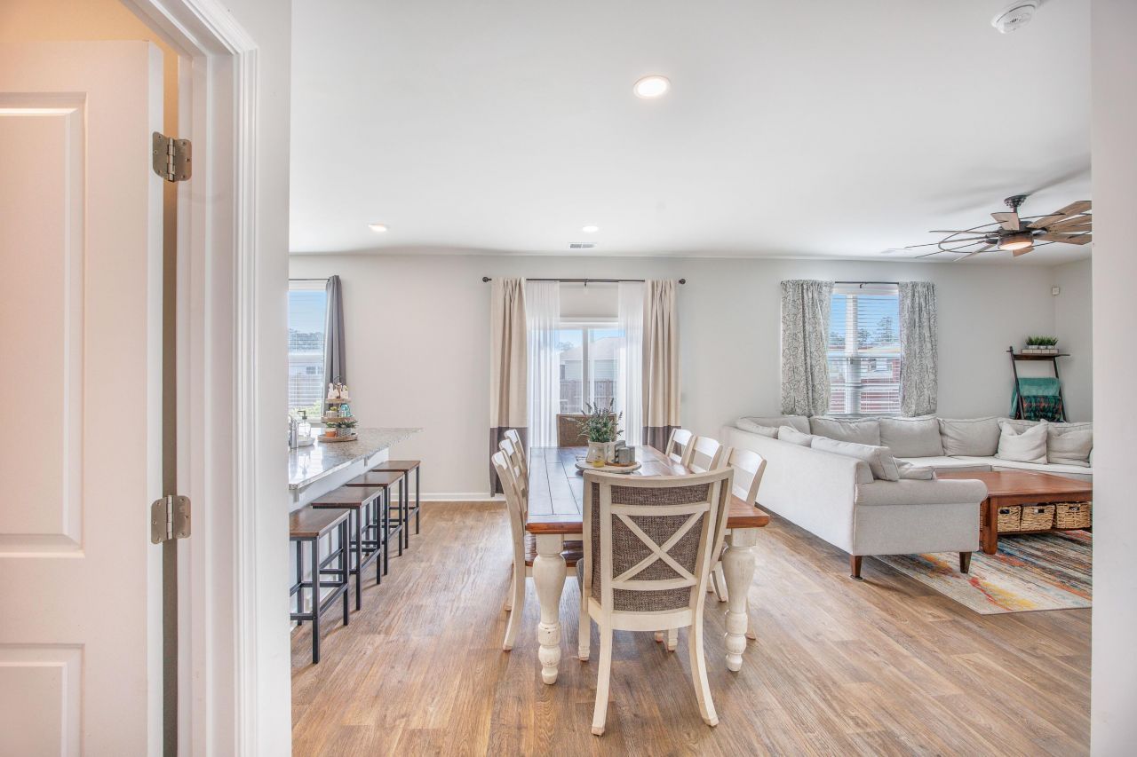 364 Lake Ridge Boulevard Photo 7