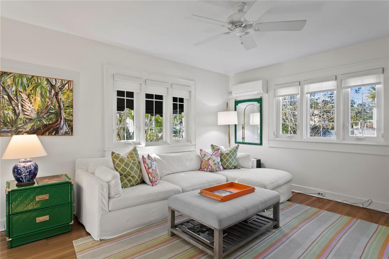 936 17th Avenue Ne, Saint Petersburg, FL 33704 Photo